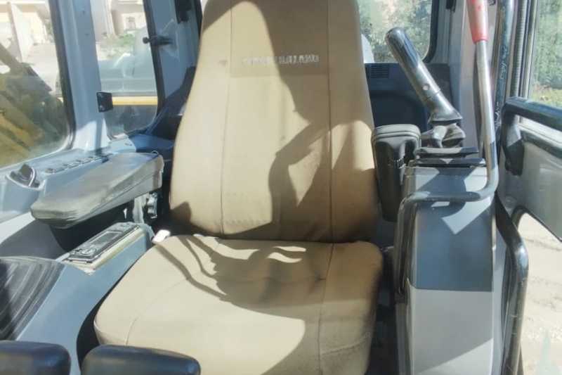 OmecoHub - Immagine NEW HOLLAND E245B